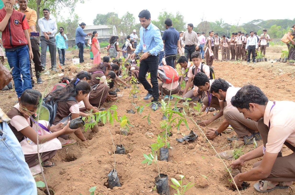 Sau Vidya Vinod Adhikari Vidyalaya Students Participating in Plantation